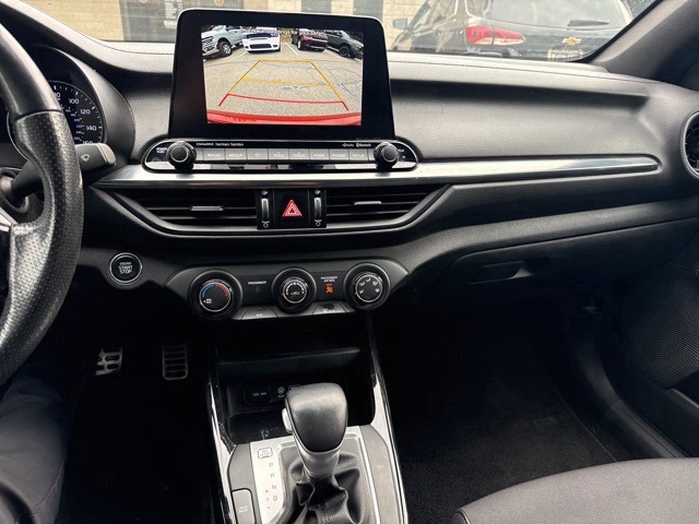 2021 Kia Forte GT-Line photo 10