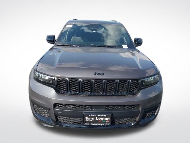 2025 Jeep Grand Cherokee Altitude X photo 2