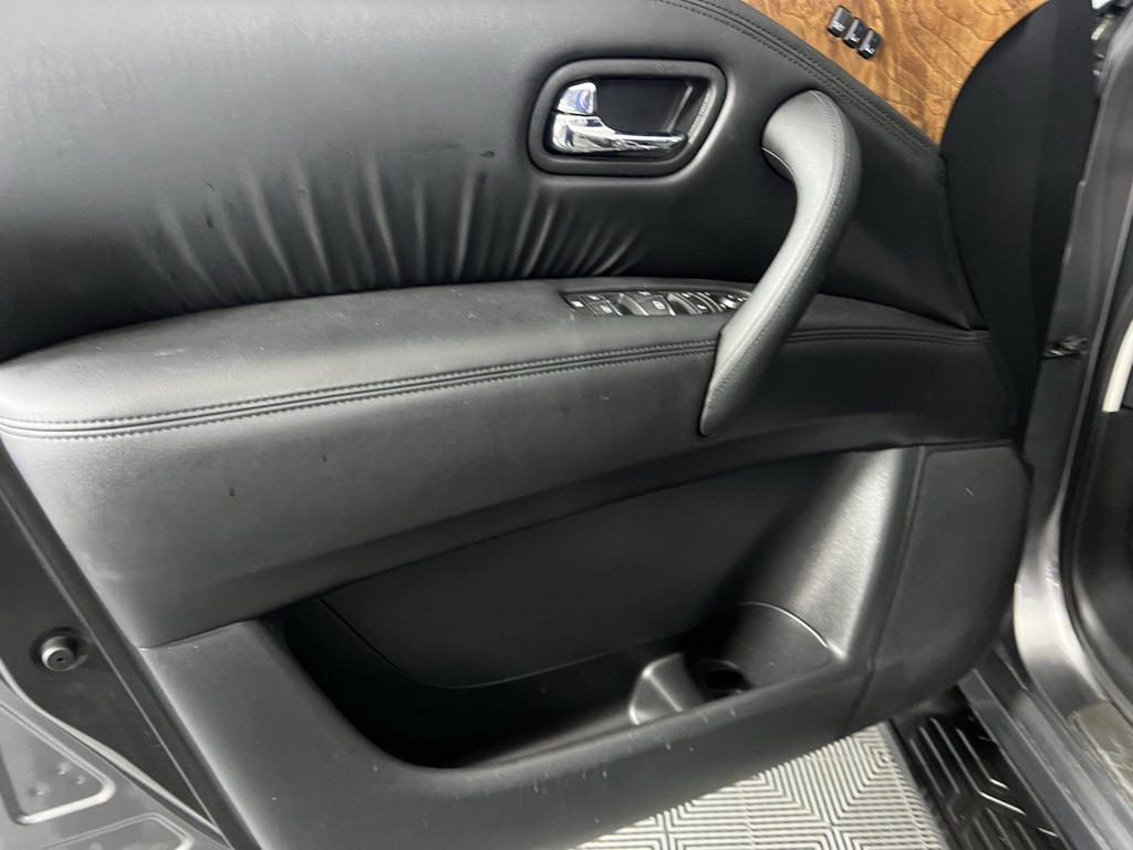 2024 Nissan Armada SL photo 24