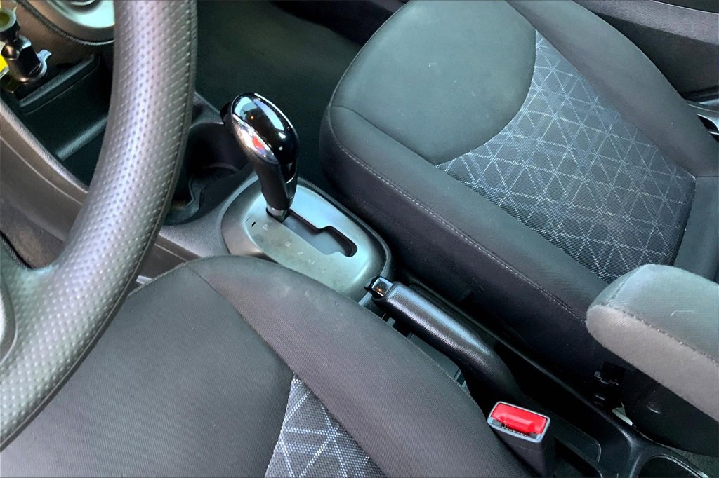 2019 Chevrolet Spark LS photo 17
