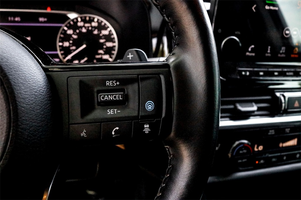 2023 Nissan Pathfinder SL photo 20