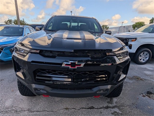2026 Chevrolet Colorado ZR2 photo 2