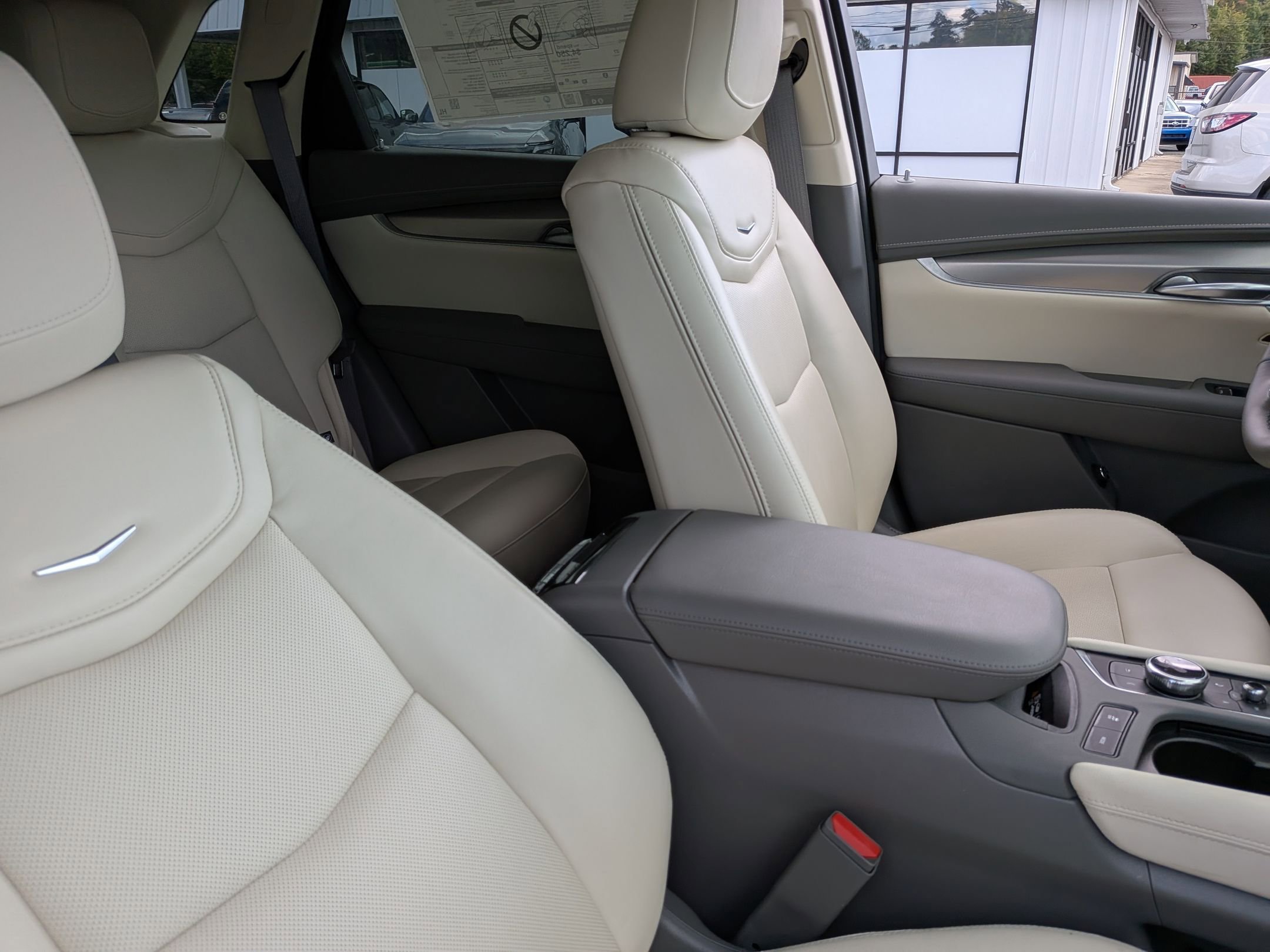 2025 Cadillac XT5 Premium Luxury photo 35