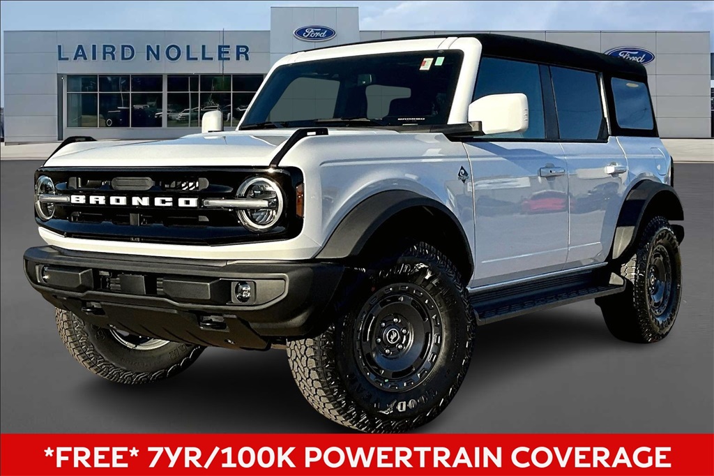 2025 Ford Bronco 4-Door Outer Banks's photo