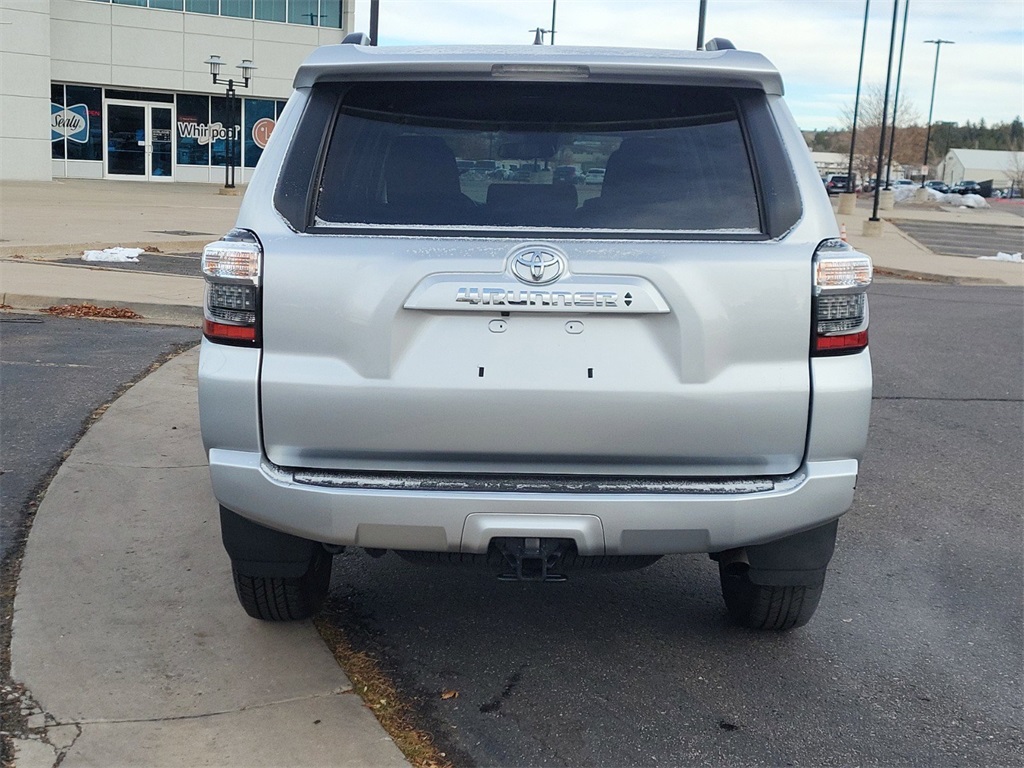 2024 Toyota 4Runner SR5 photo 5