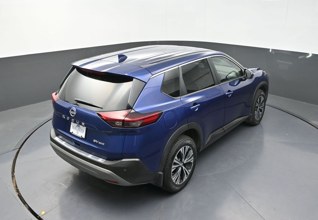 2022 Nissan Rogue SV photo 16