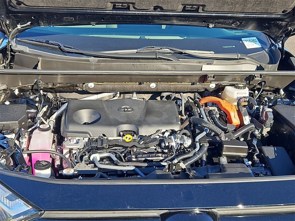 2023 Toyota RAV4 Hybrid XLE photo 34