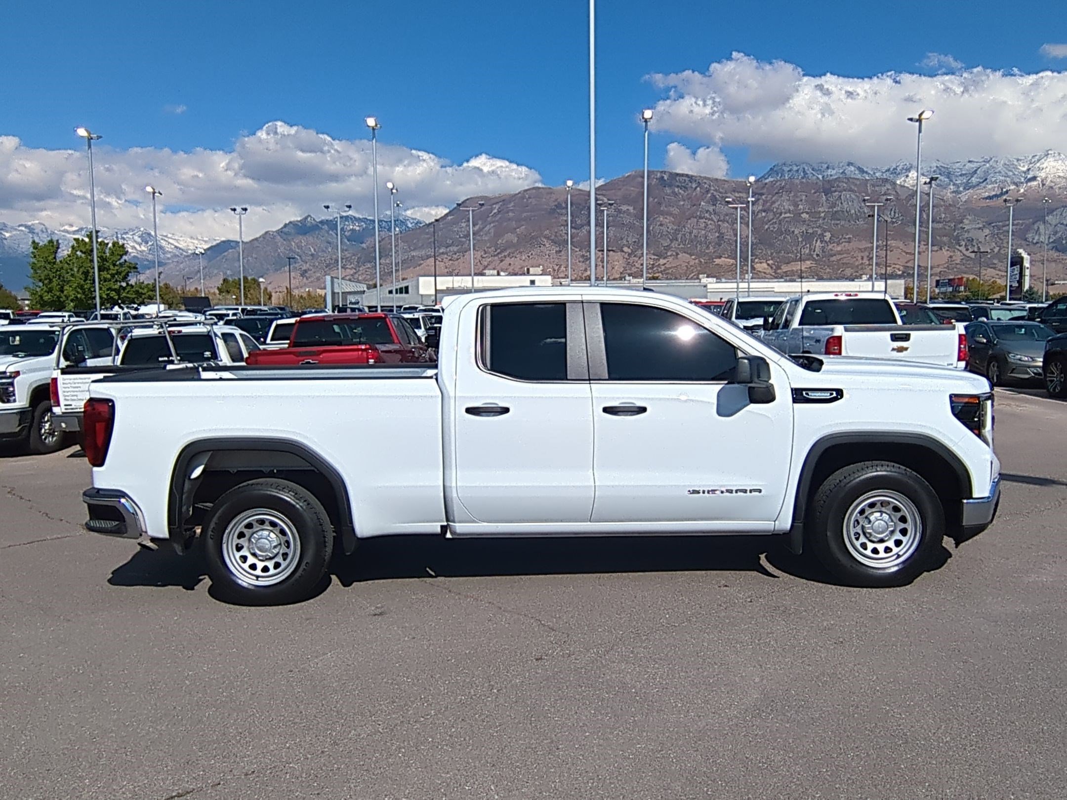 2025 Gmc Sierra 1500 Pro photo 2