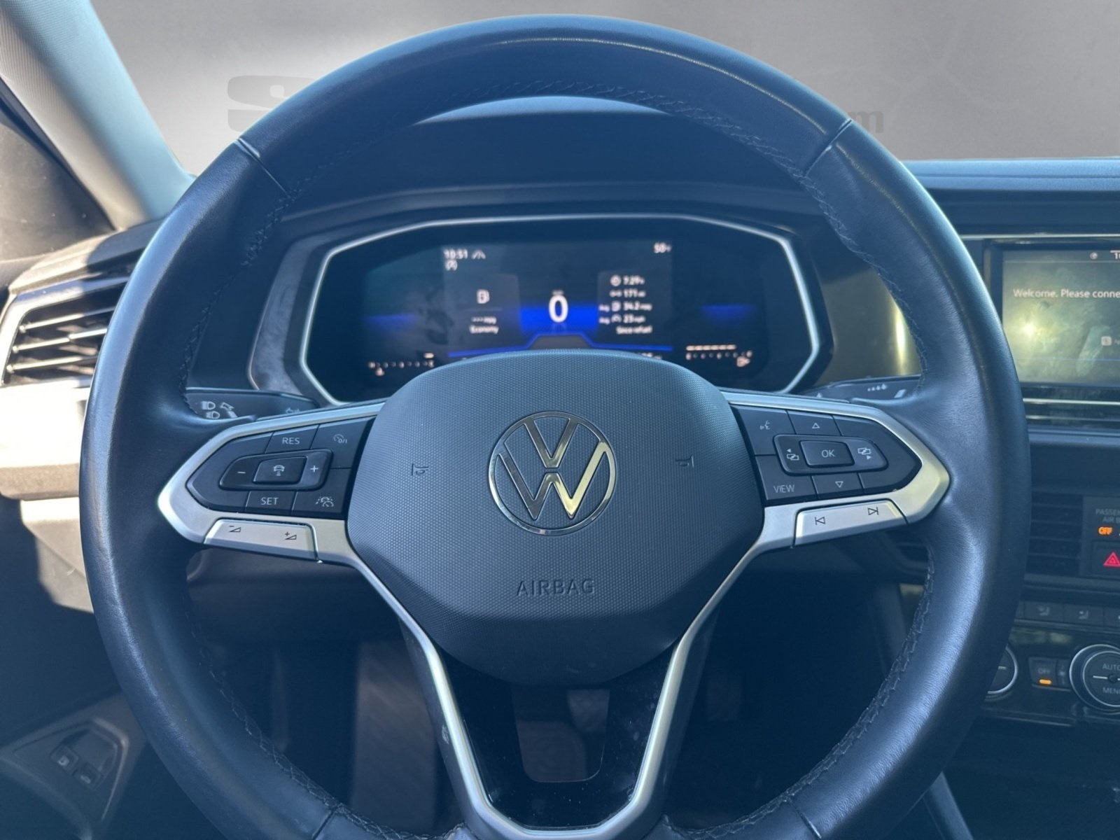 2022 Volkswagen Jetta 1.5T SE photo 3