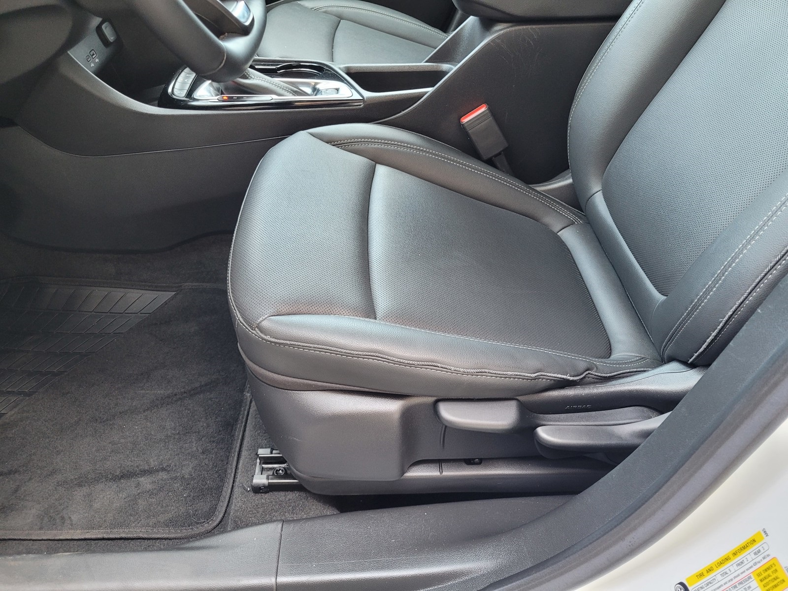 2024 Buick Encore GX Sport Touring photo 19