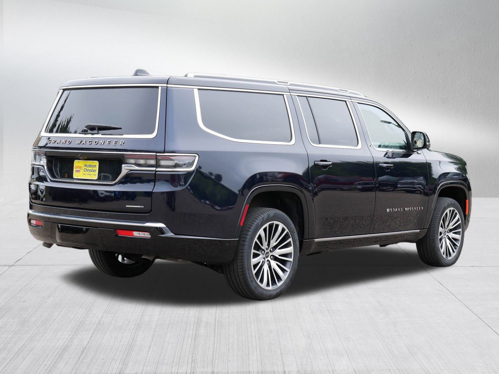 2024 Jeep Grand Wagoneer L III photo 7