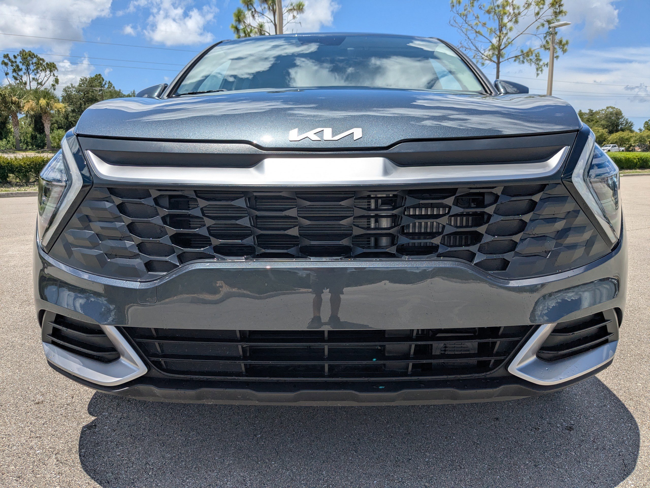2025 Kia Sportage Hybrid LX photo 3