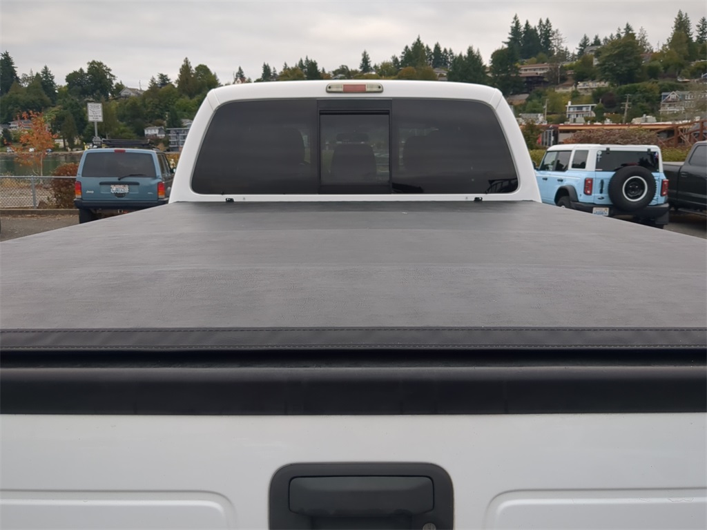 2016 Ford F-250 XLT photo 22