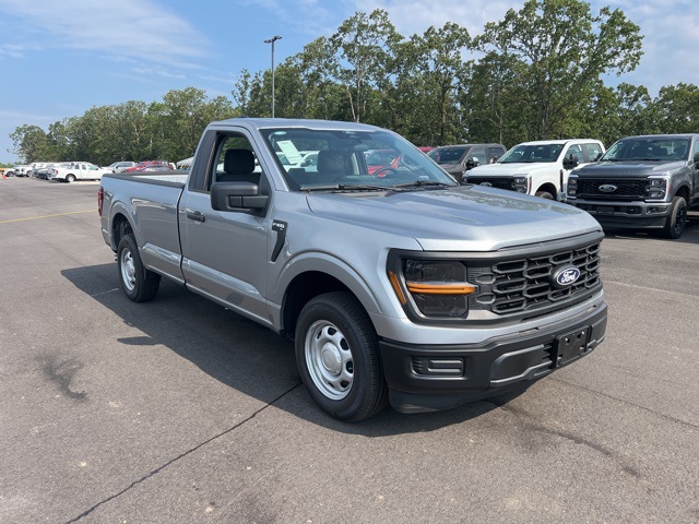 2025 Ford F-150 XL photo 4