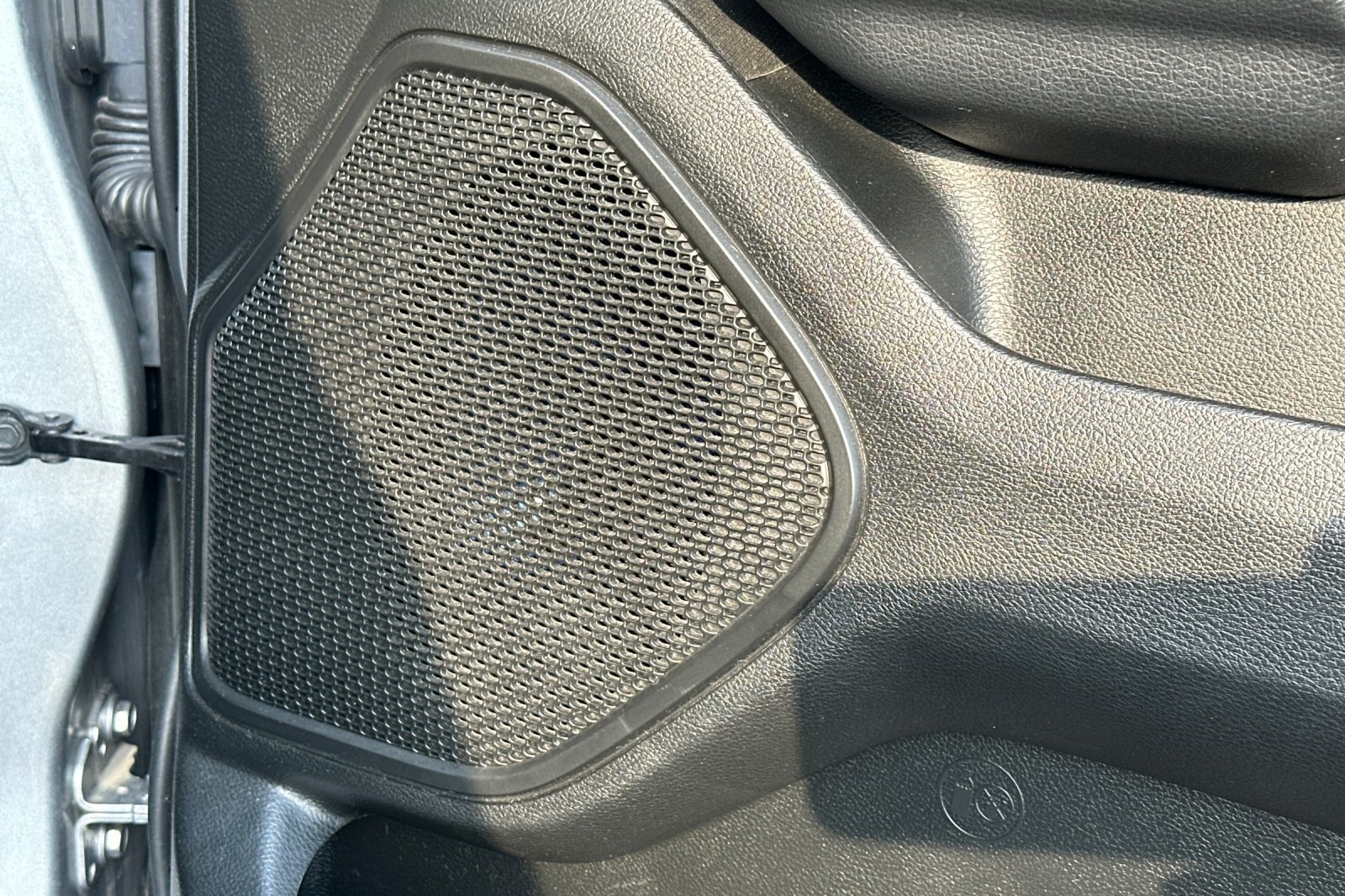 2020 Ram 1500 Rebel photo 21