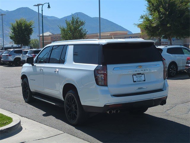 2023 Chevrolet Suburban High Country photo 5