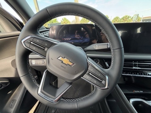 2026 Chevrolet Traverse photo 9