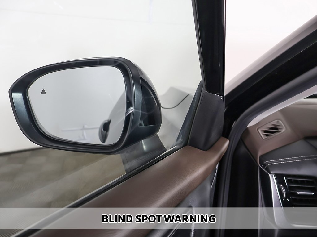 2022 Nissan Rogue SV photo 4