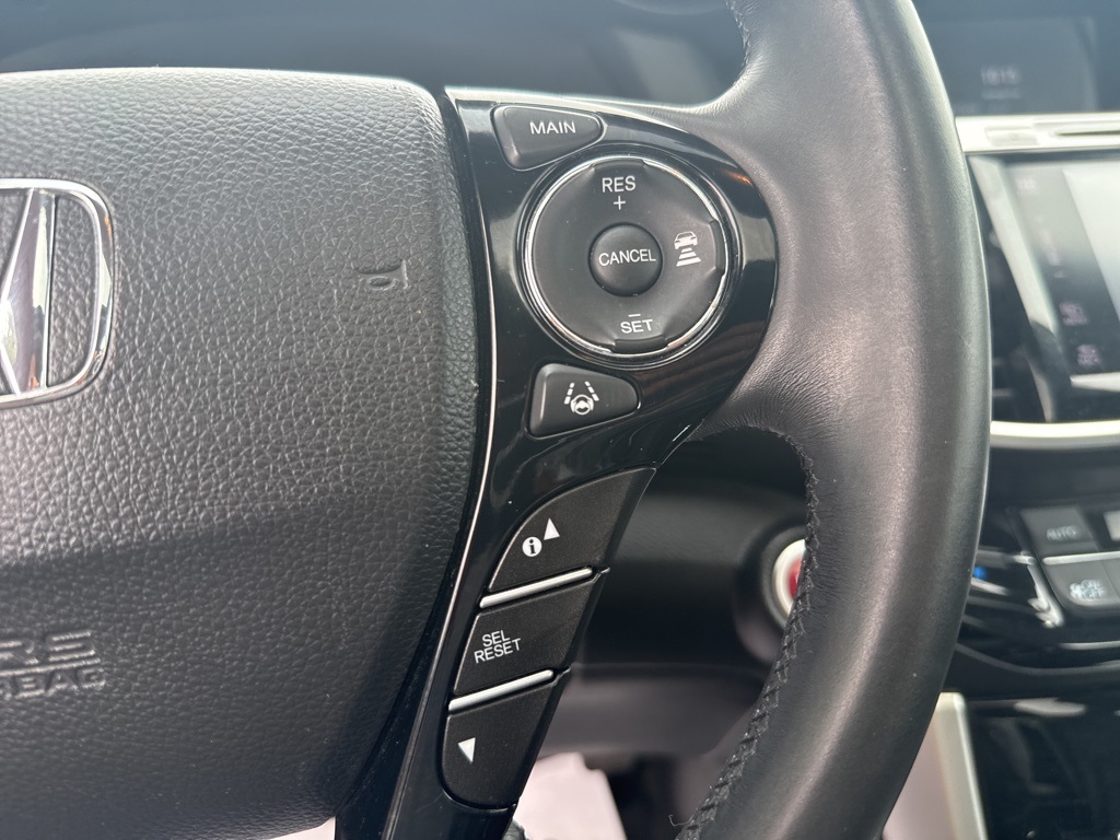 2016 Honda Accord EX-L photo 14