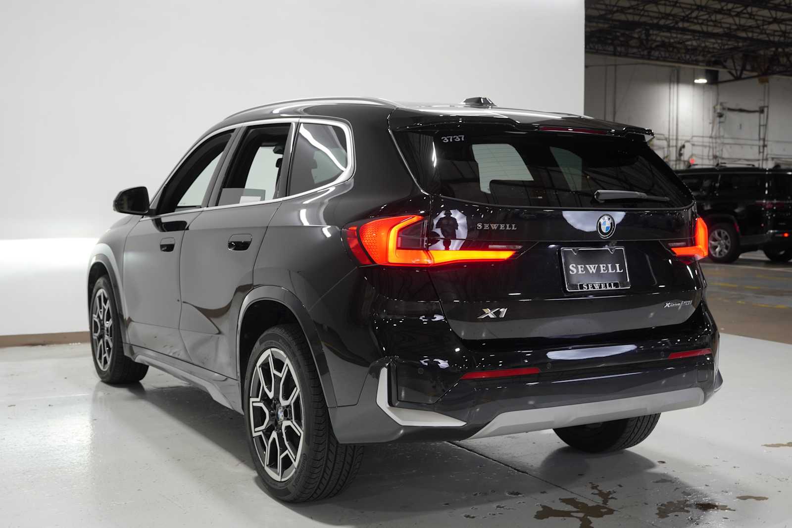 2025 Bmw X1 XDrive28i photo 4
