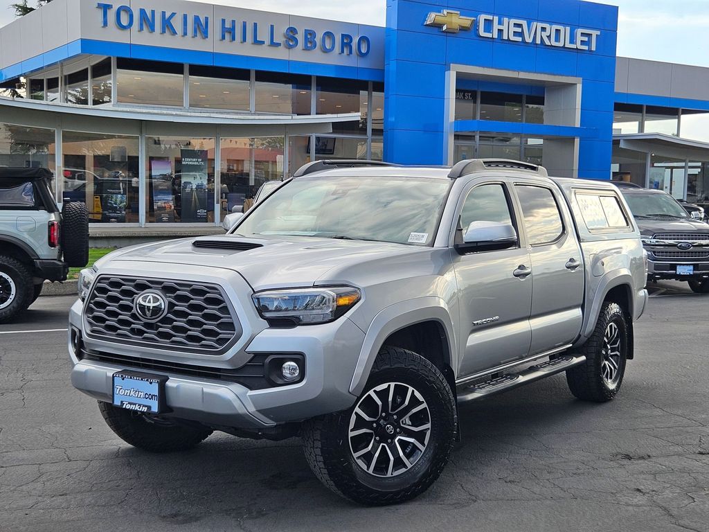 2023 Toyota Tacoma TRD Sport V6 photo 2