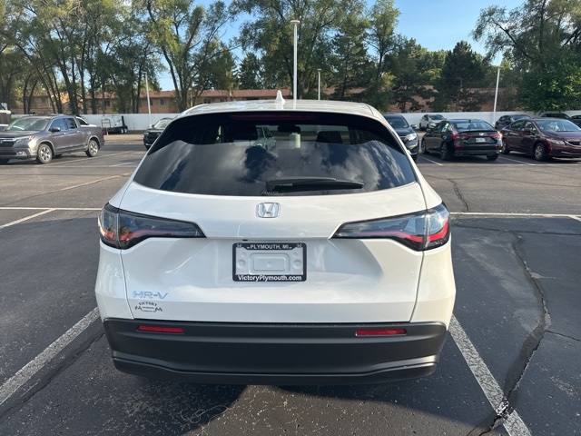 2026 Honda HR-V LX photo 7