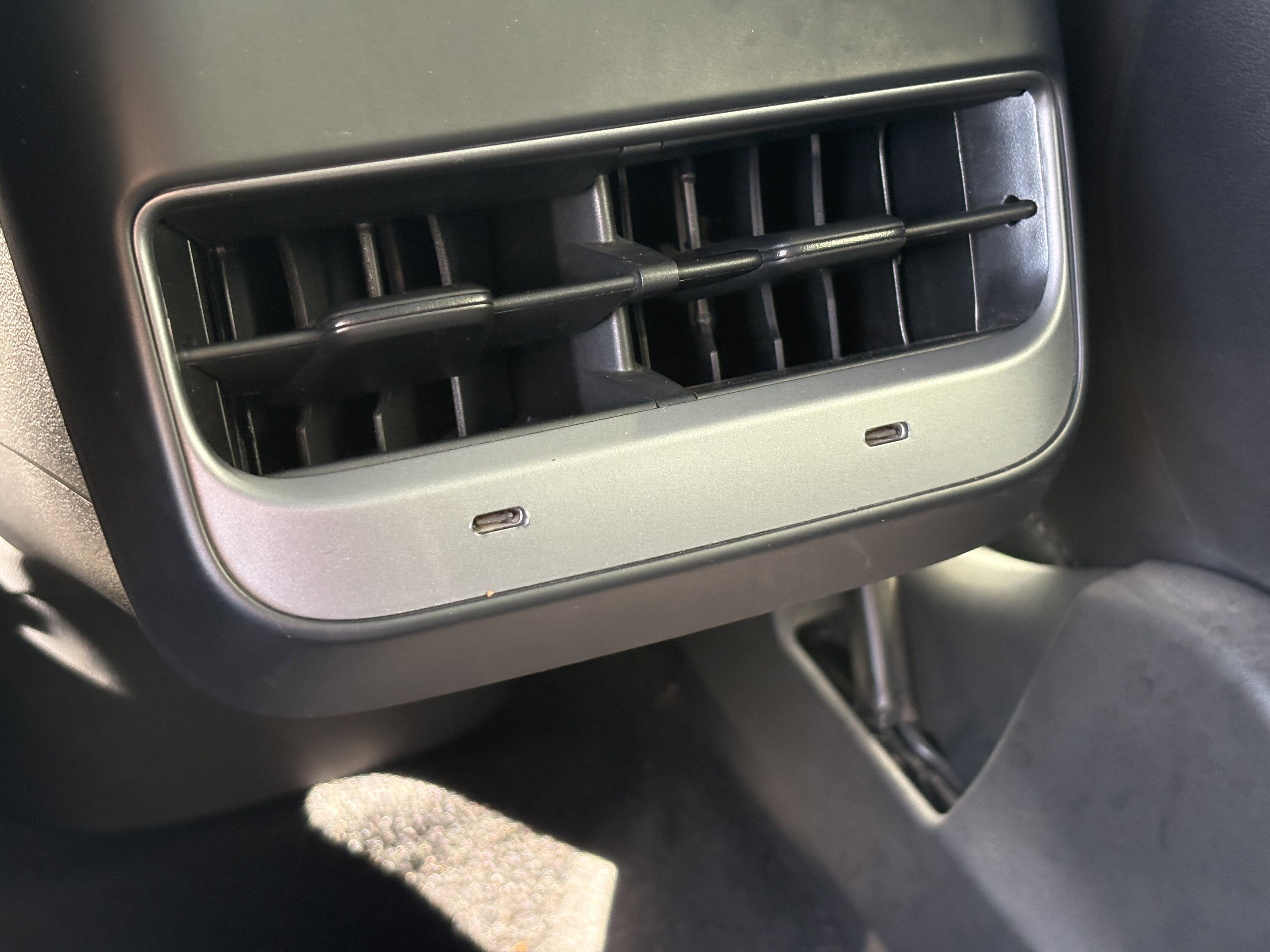 2022 Tesla Model Y Long Range photo 9