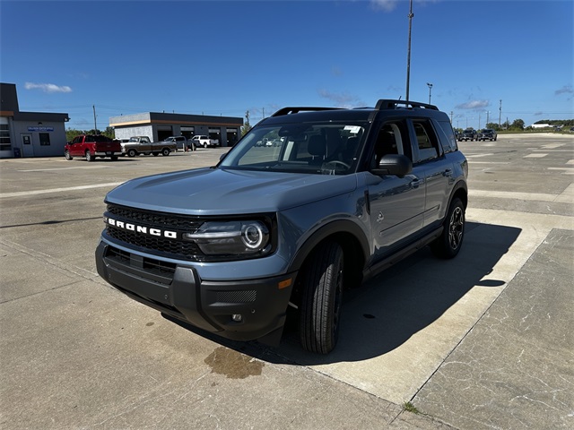2025 Ford Bronco Sport Outer Banks photo 4