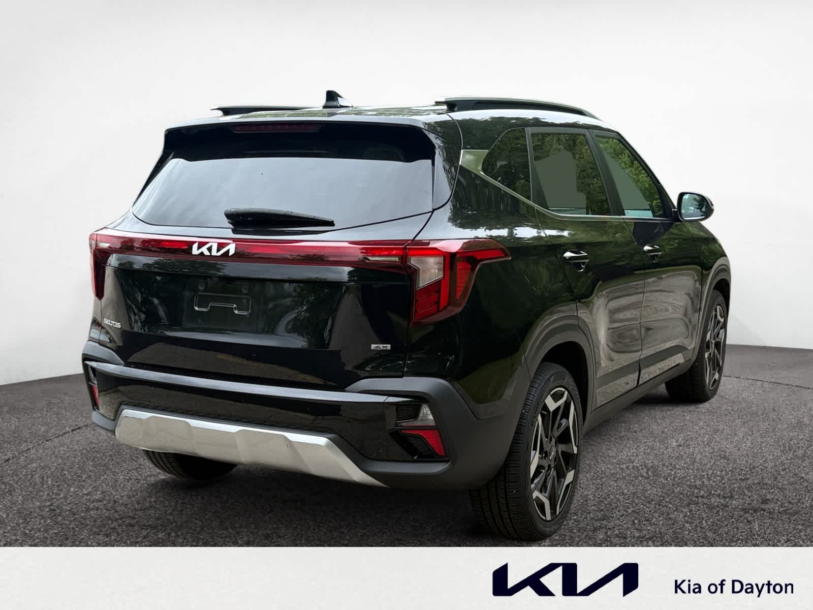 2024 Kia Seltos SX photo 4