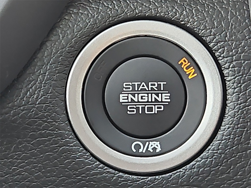 2025 Ram 2500 Big Horn photo 17