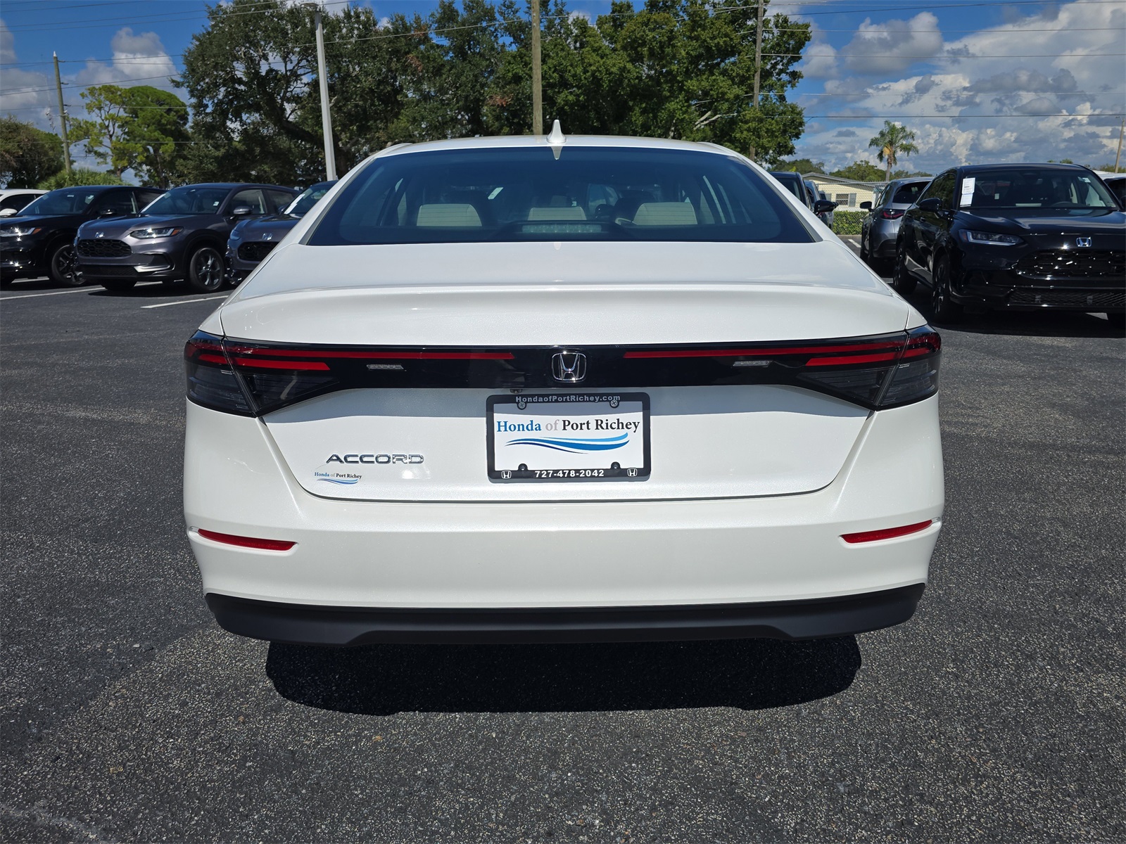 2025 Honda Accord LX photo 5