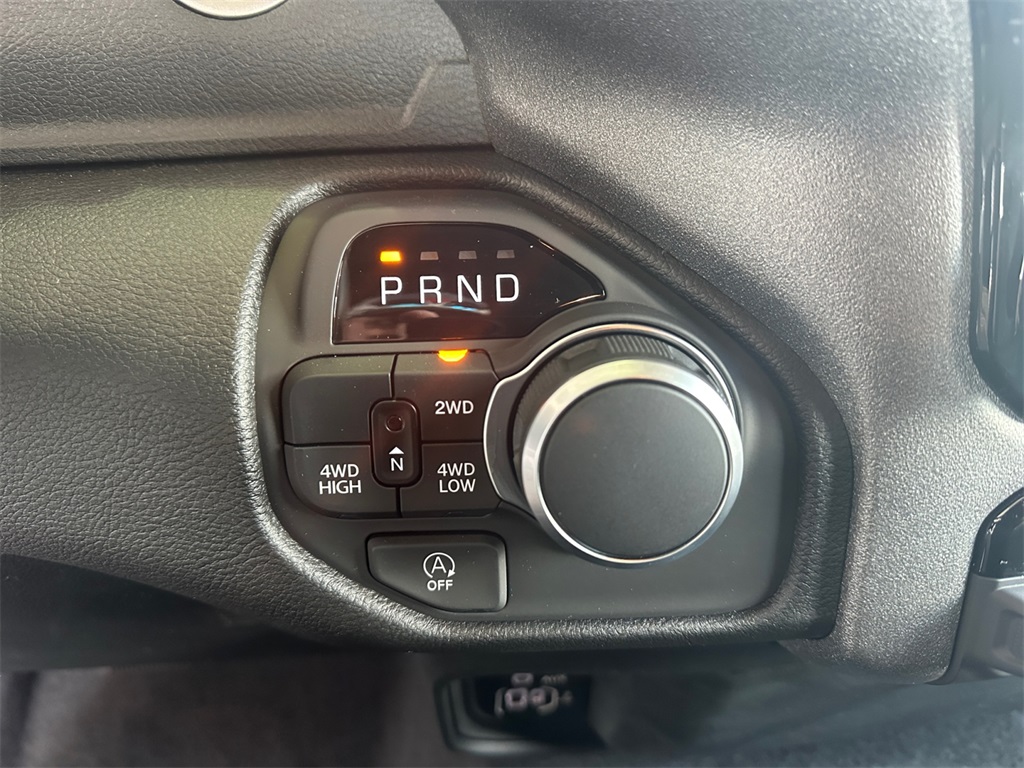 2025 Ram 1500 Tradesman photo 30
