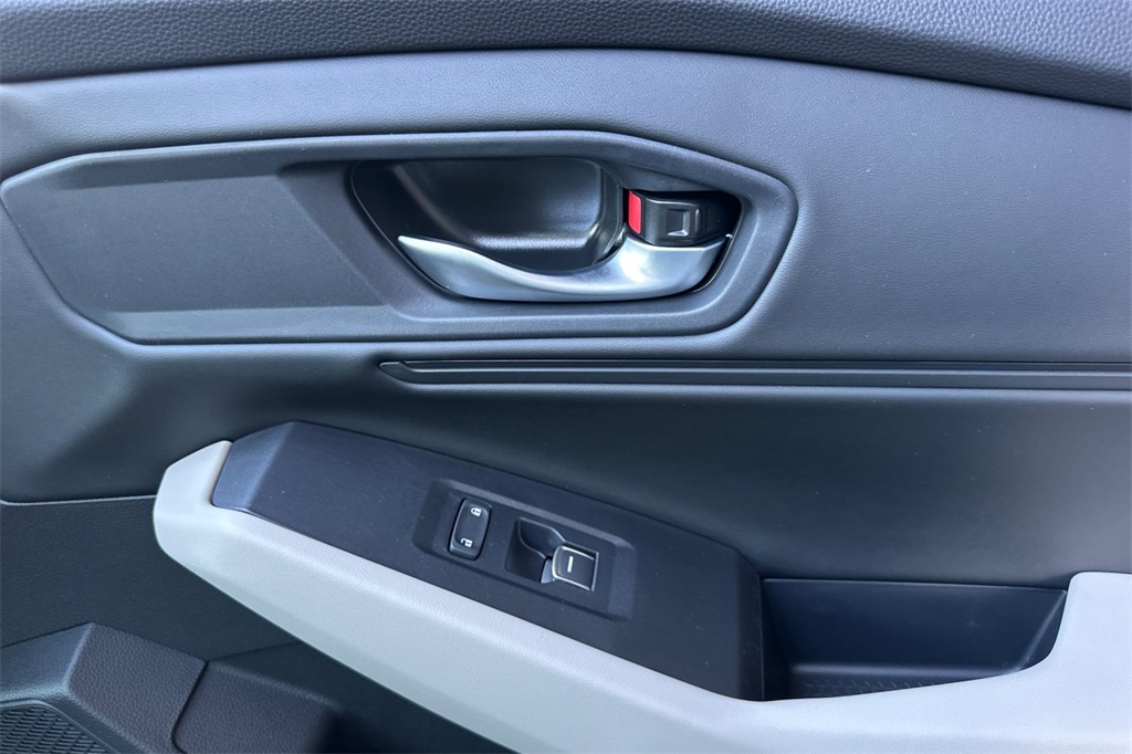 2025 Honda Accord Hybrid EX-L photo 17