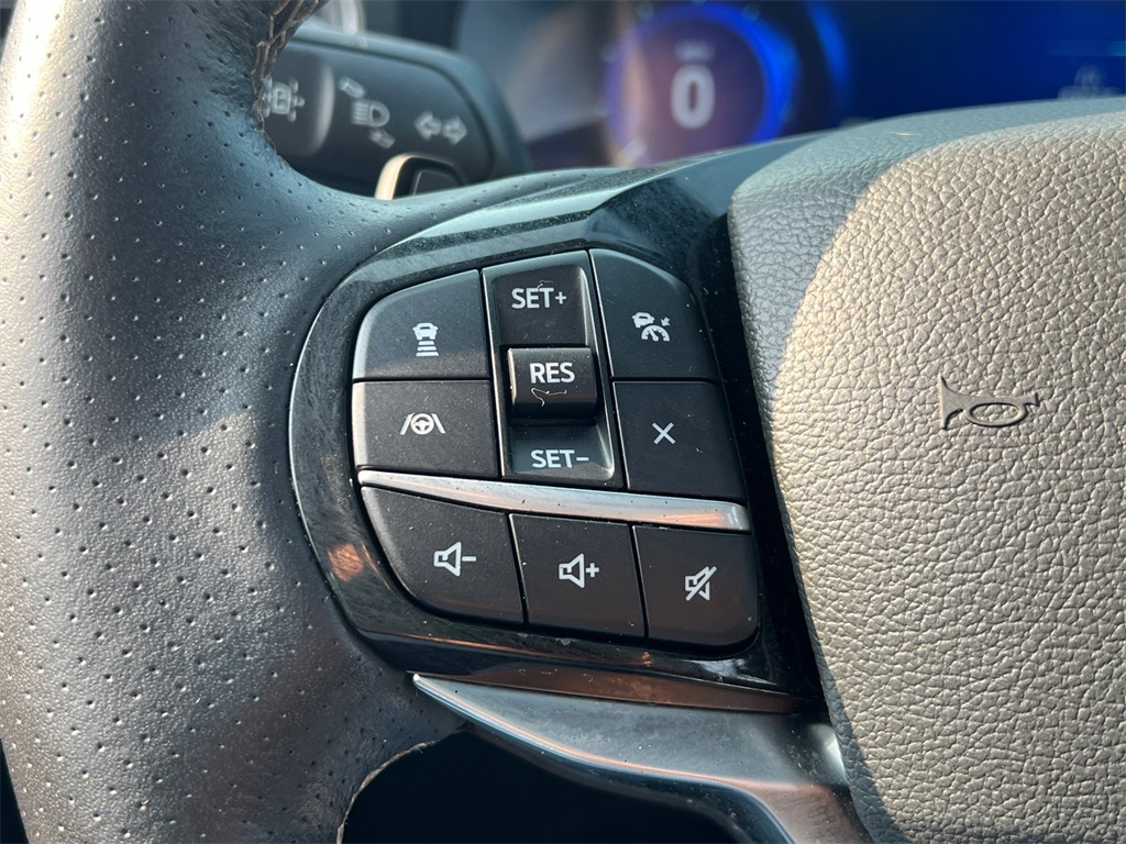 2022 Ford Explorer ST photo 15