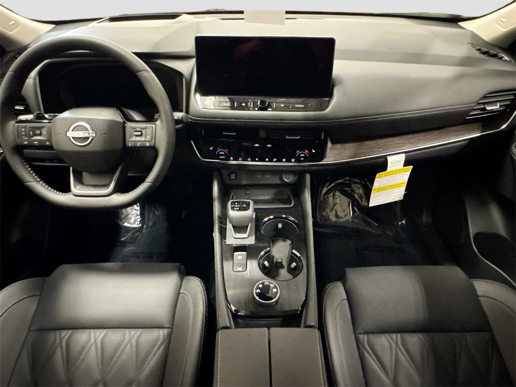 2026 Nissan Rogue Platinum photo 12