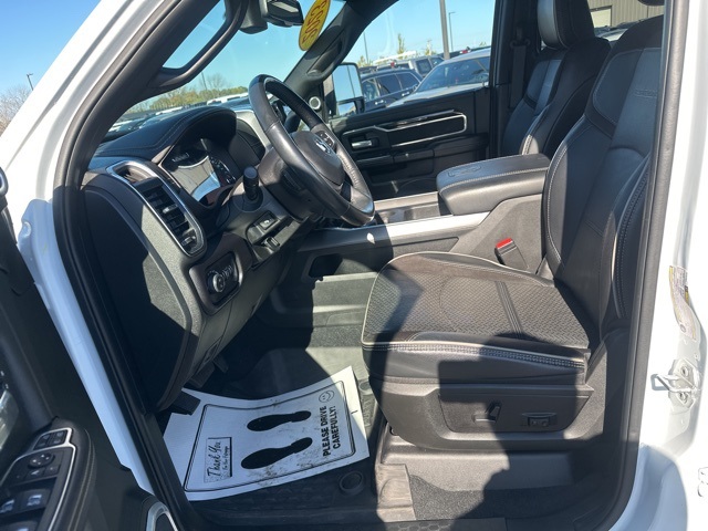2023 Ram 3500 Laramie photo 12