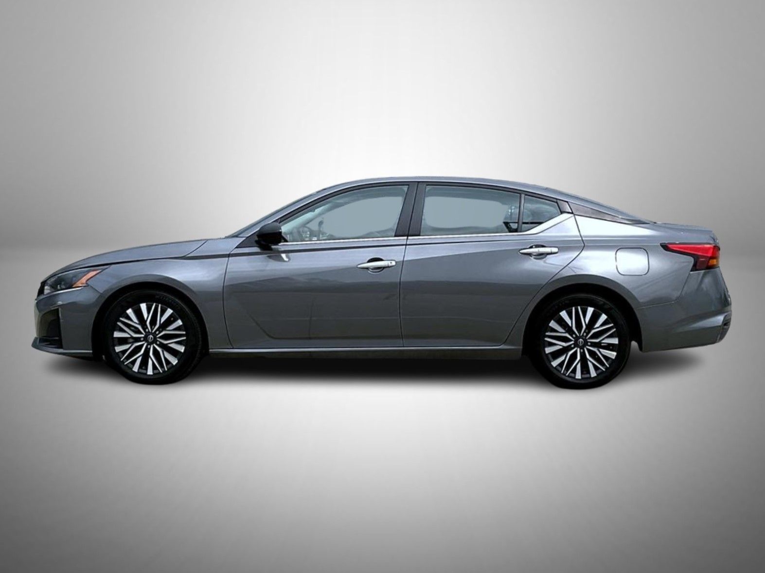 2024 Nissan Altima 2.5 SV photo 8