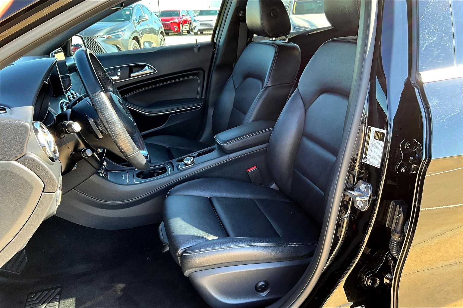 2019 Mercedes Benz GLA 250 photo 5
