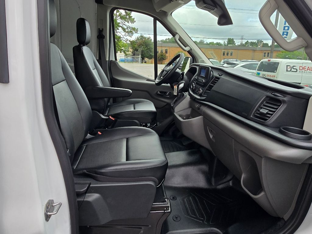 2024 Ford Transit Cargo Van photo 11
