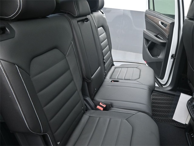 2025 Volkswagen Atlas SEL photo 26