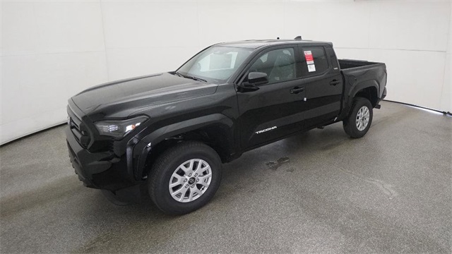 2025 Toyota Tacoma SR5's photo
