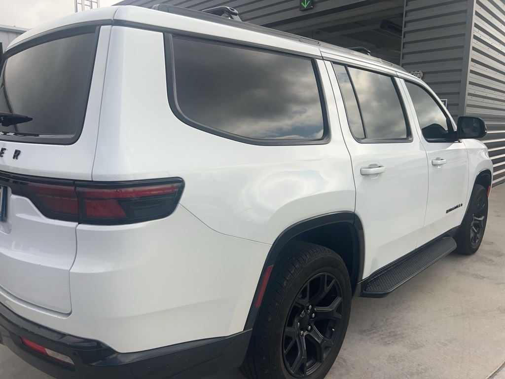 2023 Jeep Wagoneer Series II photo 8