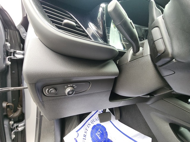 2021 Buick Envision Essence photo 16