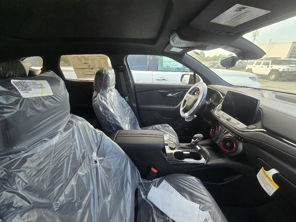 2025 Chevrolet Blazer RS photo 3