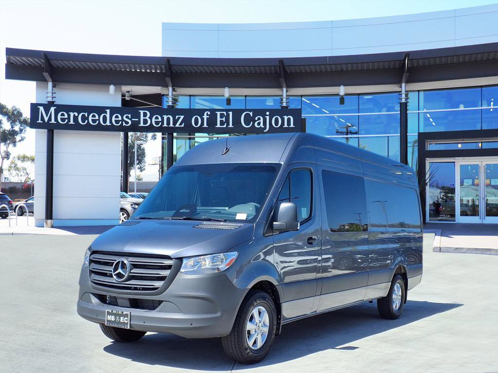 2025 Mercedes-Benz Sprinter Crew Van