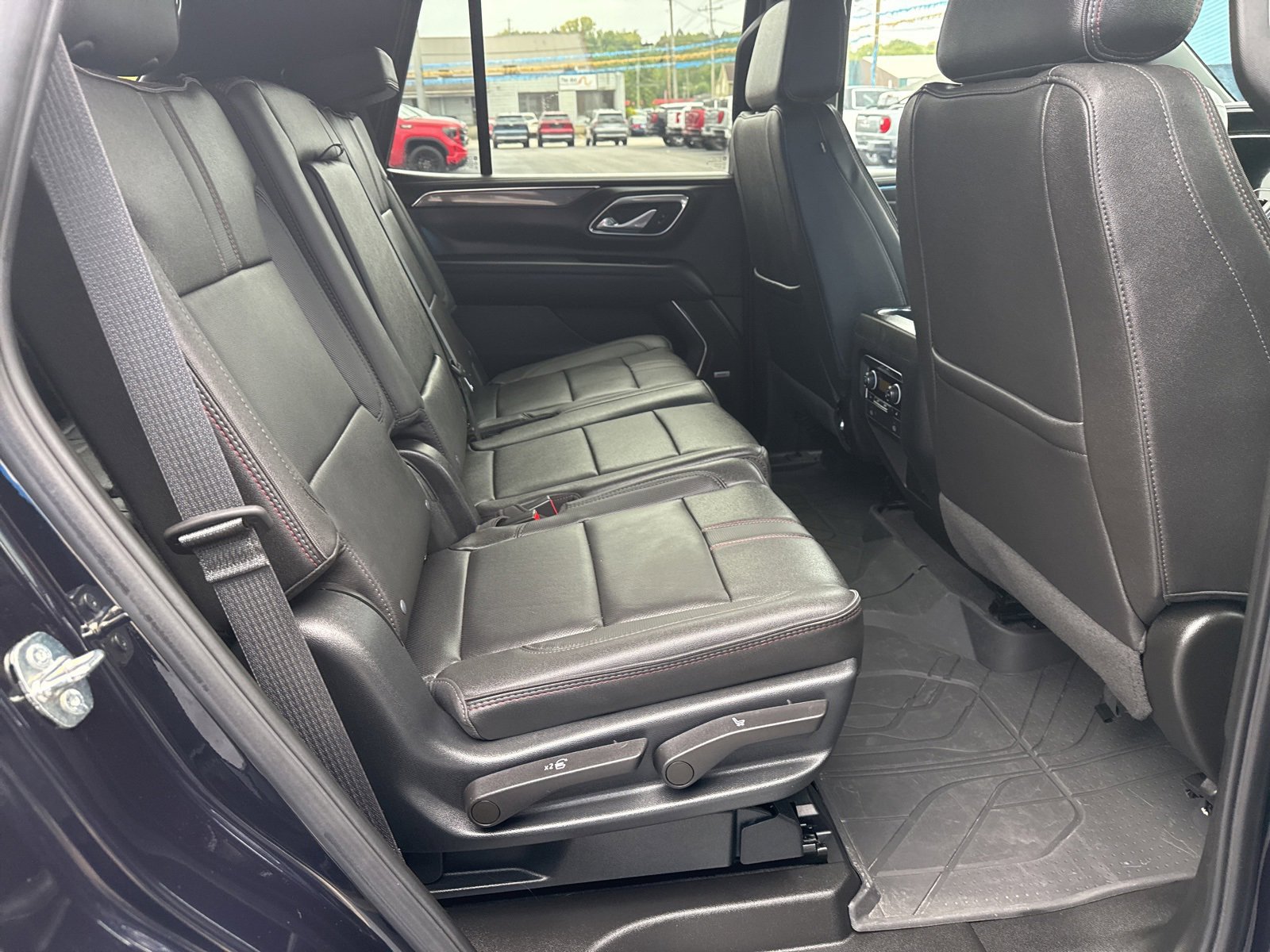 2023 Chevrolet Tahoe RST photo 27