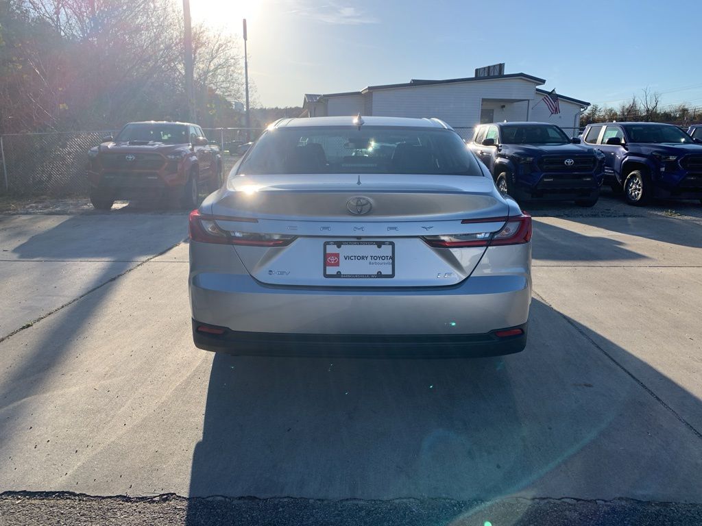 2026 Toyota Camry LE photo 4