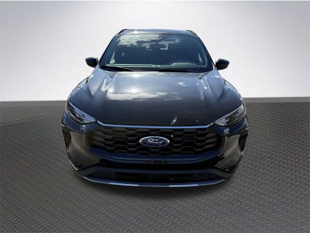 2025 Ford Escape ST-Line photo 2