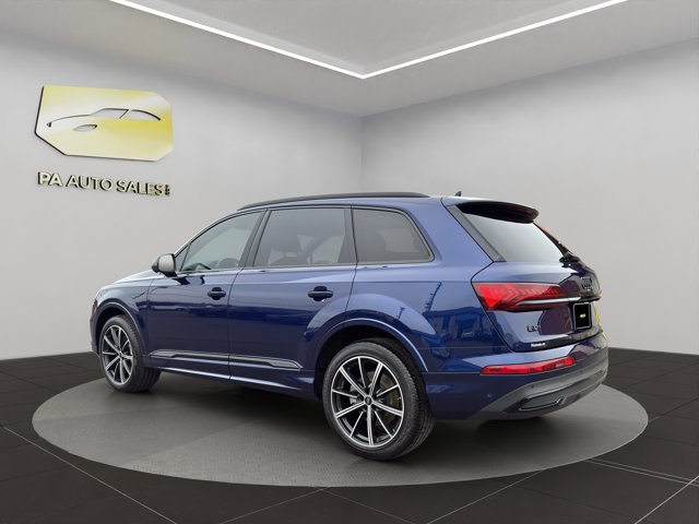 2022 Audi Q7 Premium Plus photo 3