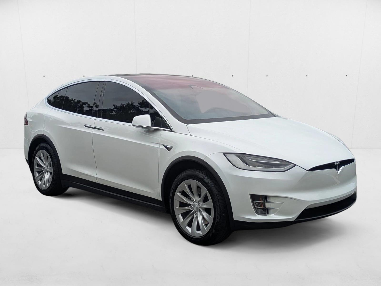2018 Tesla Model X 75D photo 3